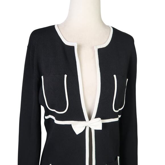 Vintage 90s BCBGMAXAXRIA Black and White Trim Bow Cardigan Sweater M - Picture 2 of 9